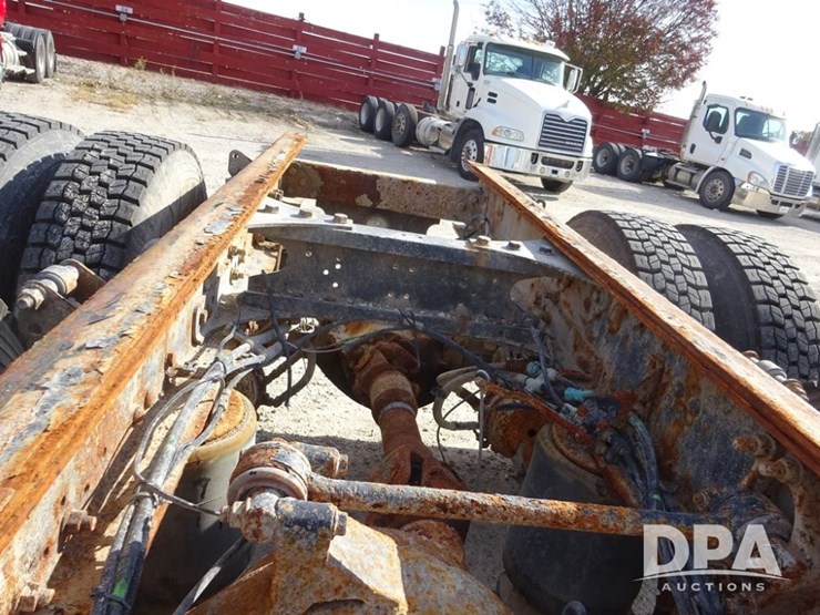 2005-mack-vision-truck-(pz13989,-unit-266)-image-68