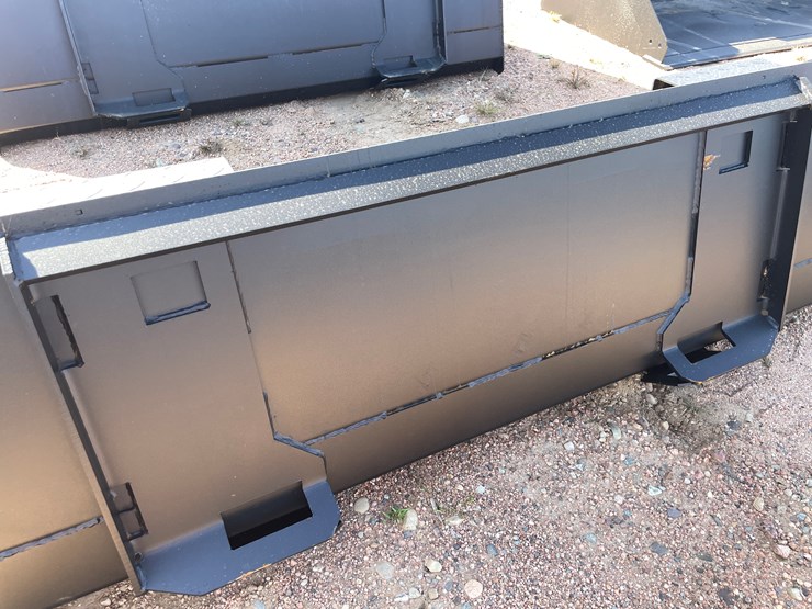 #4104-•-84"-bucket-attachment-image-9