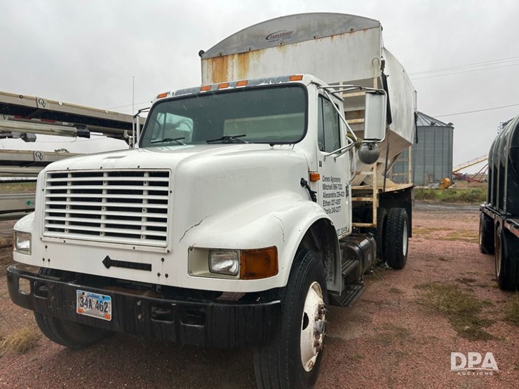 1993-international-4700-image-44