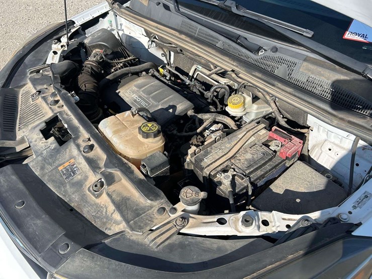 2017-chevrolet-trax-ls-suv-image-6