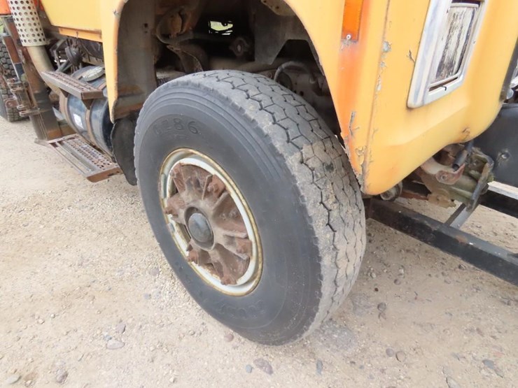 1996-ford-l9000-image-31