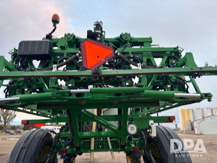2018-john-deere-r4045-image-51