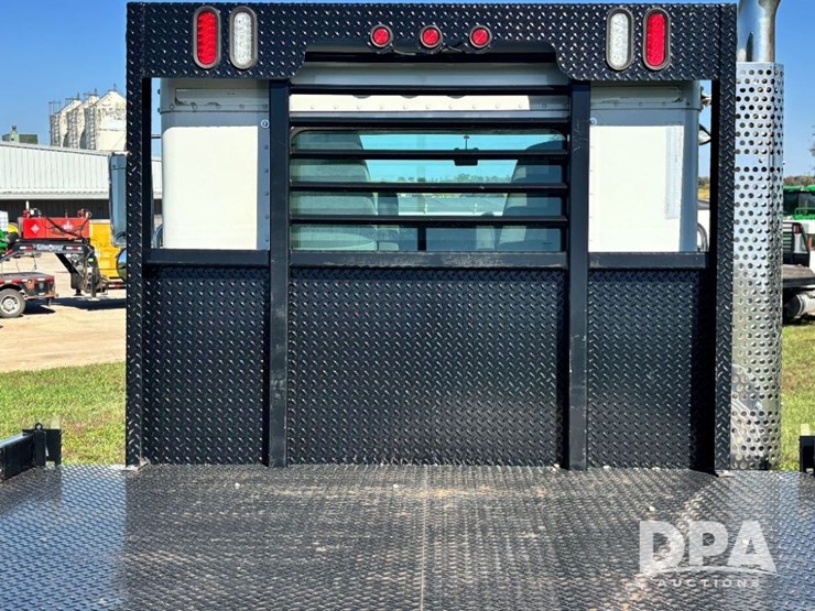 2013-kenworth-t370-image-34