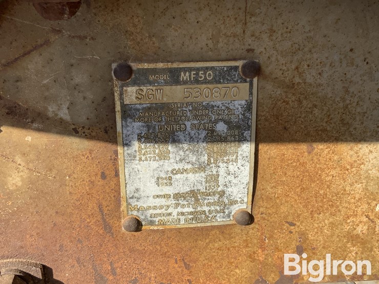 1961-massey-ferguson-50-image-11