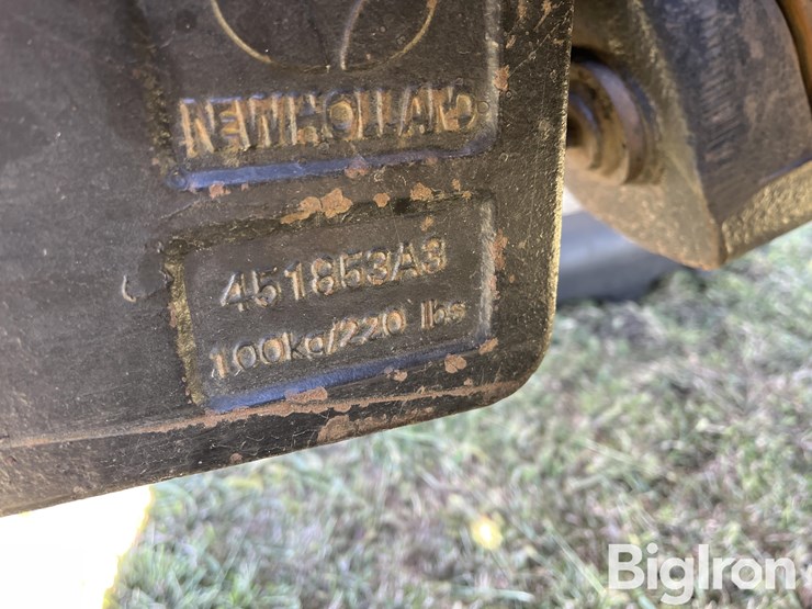 2003-new-holland-tg285-image-13