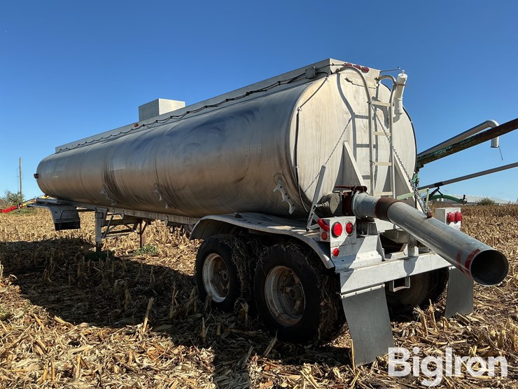 1969-trailmobile-trailer-image-6