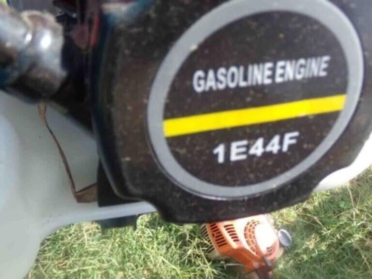 hand-held-tiller-image-4