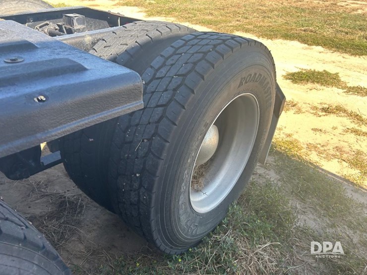 2012-freightliner-cascadia-truck-(cp1182-unit-517)-image-18