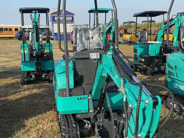 mini-excavator-qk18z-image-7