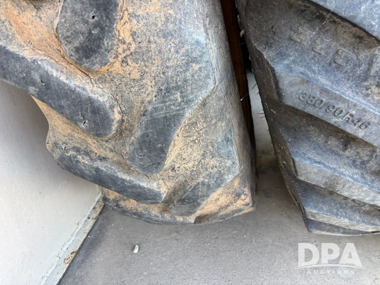 2013-john-deere-4830-image-88