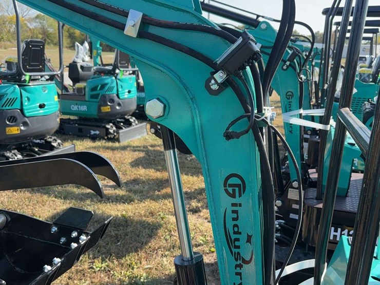 mini-excavator-mh12rx-image-10