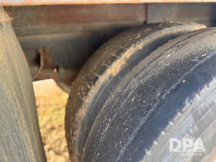 2007-international-durastar-4300-image-19