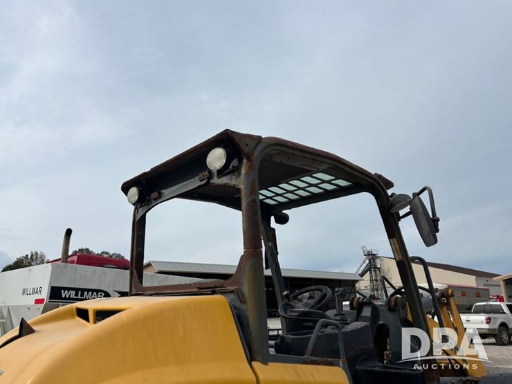 2018-gehl-750-image-26