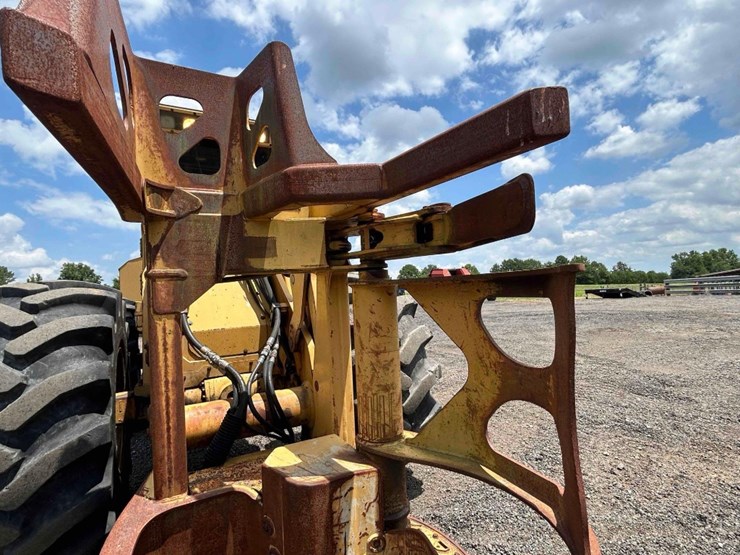 2013-tigercat-720e-image-31