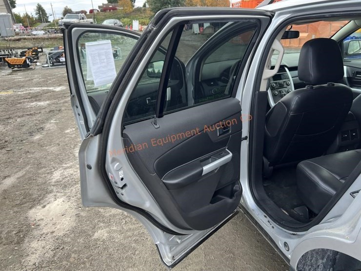 2011-ford-edge-image-17