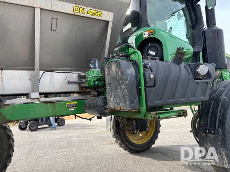 2019-john-deere-r4038-image-31