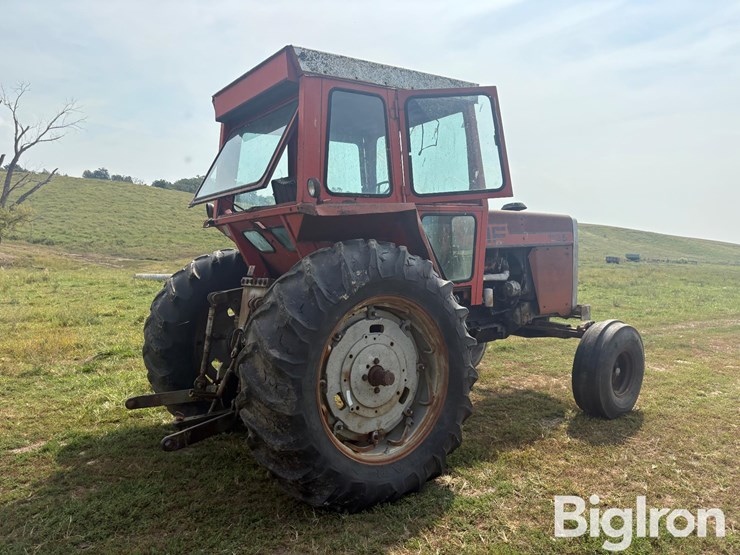 1974-massey-ferguson-1135-image-5