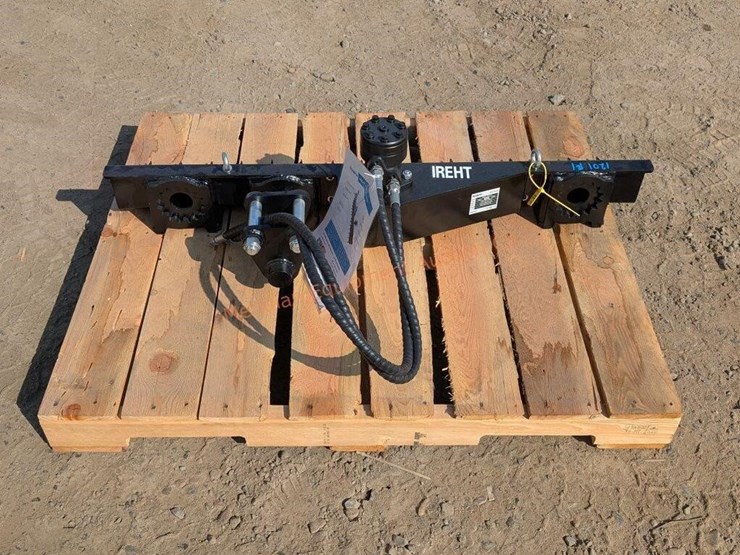 ir-mini-skid-steer-hedge-trimmer-image-3