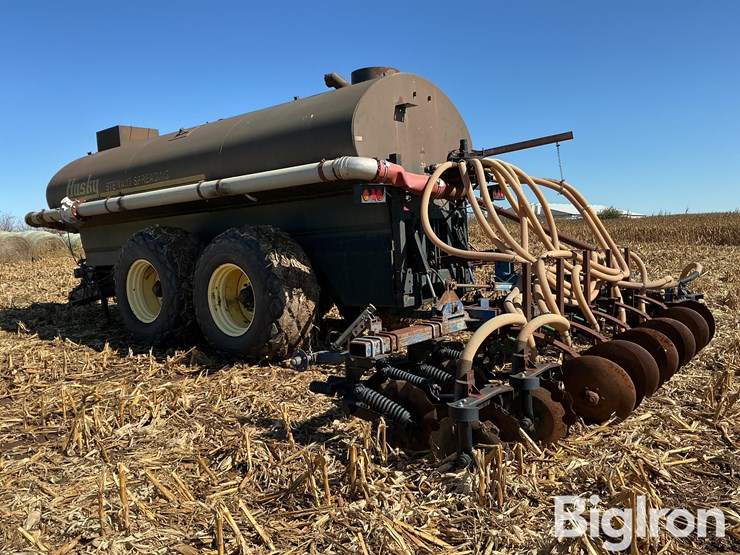 husky-t/a-liquid-manure-spreader-image-7