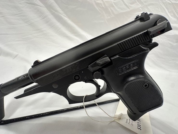 #2025-00052-•-bersa-thunder-22-pistol-image-28