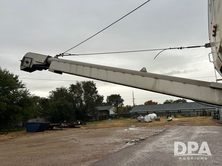 1992-international-9400-image-46