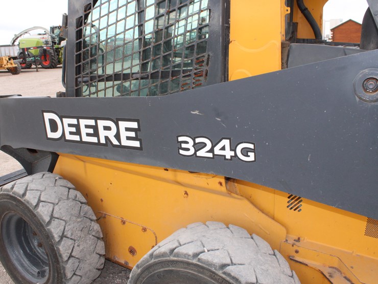 deere-324g-image-24