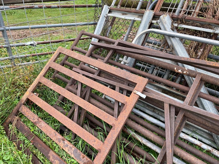 #9615-•-miscellaneous-gates-image-10