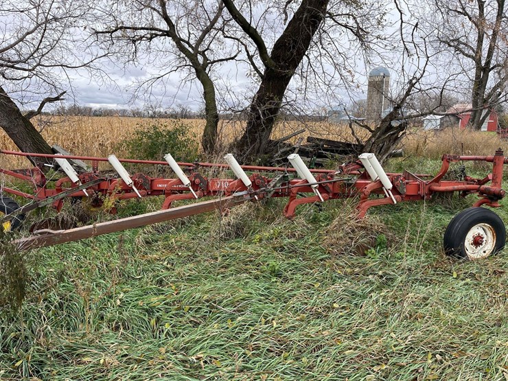 international-710-image-1