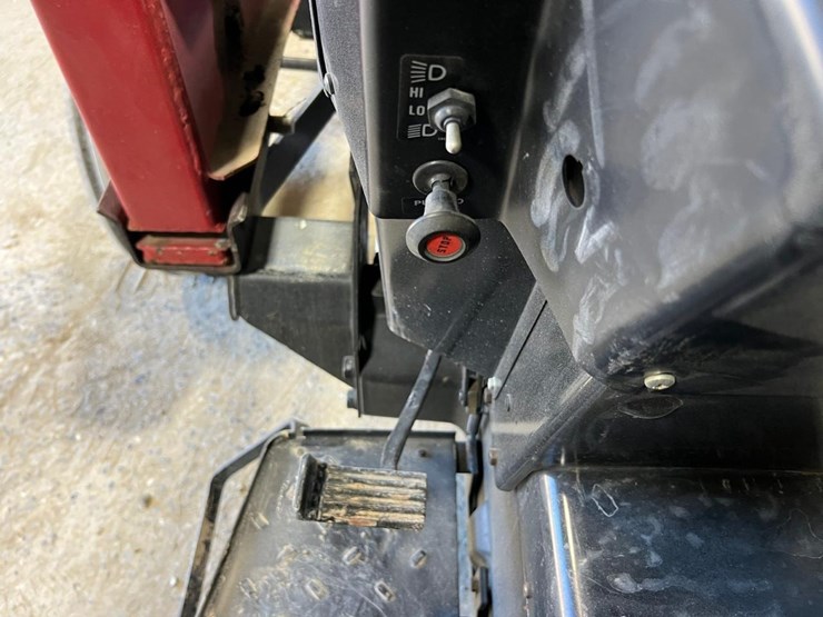 case-ih-3220-image-27