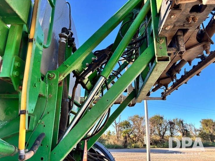 2013-john-deere-4830-image-51