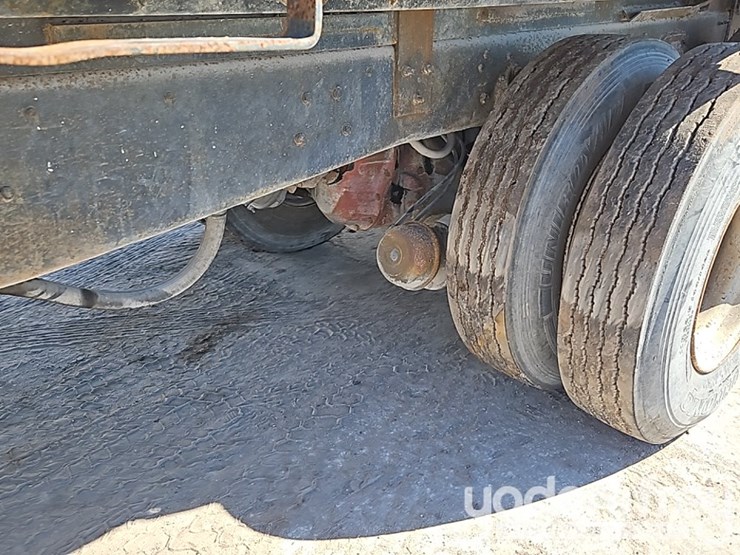 1988-ford-lt8000-image-16