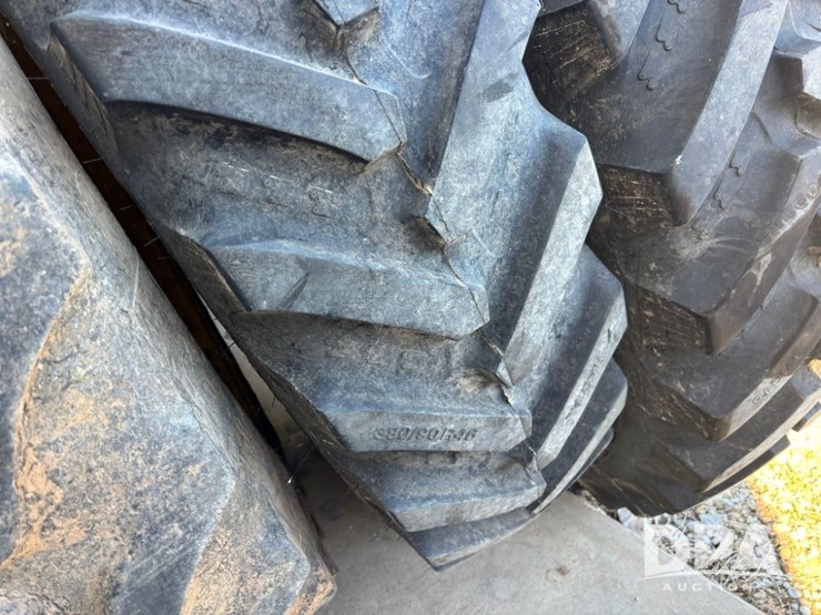 2013-john-deere-4830-image-87