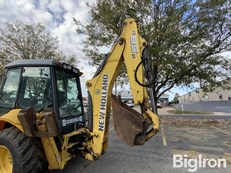 2005-new-holland-b95b-image-18