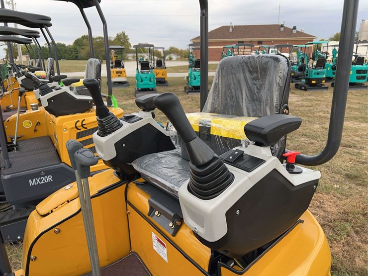 mini-excavator-qk18z-image-18