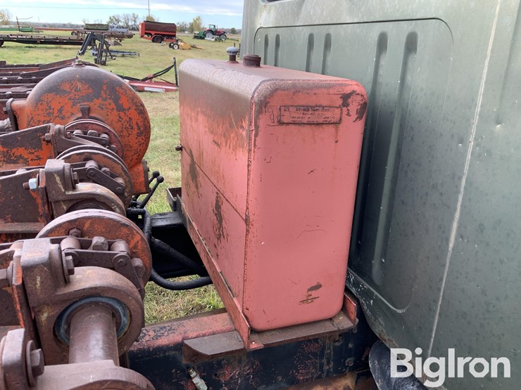 1981-international-f1924-image-17