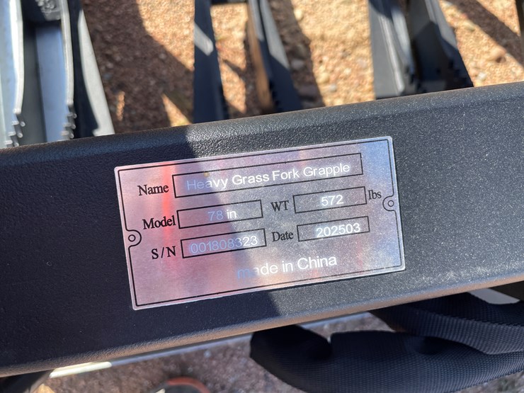 #4101-•-78"-heavy-brush-grapple-bucket-attachment-image-12