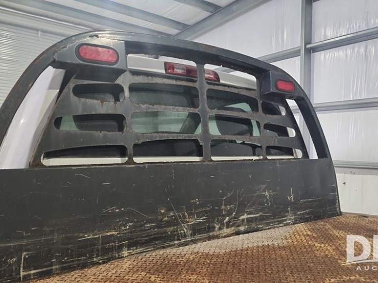 2015-dodge-ram-5500-image-13