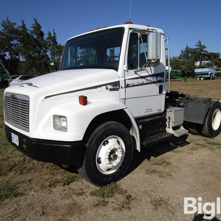 2000 FREIGHTLINER FL70