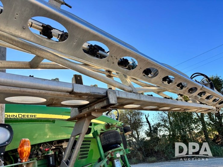 2013-john-deere-4830-image-98
