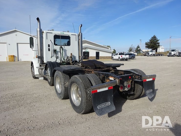 2018-freightliner-coronado-day-cab-glider-truck-(pz13985,-unit-775)-image-30