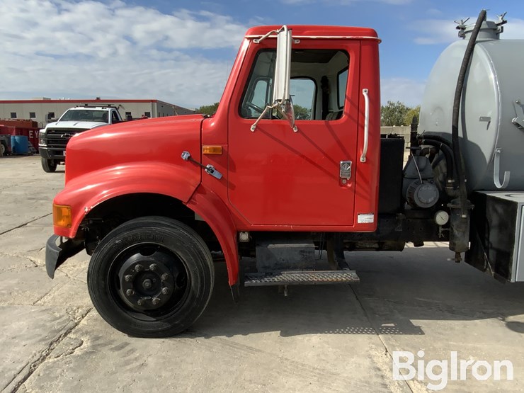 1999-international-4700-image-12