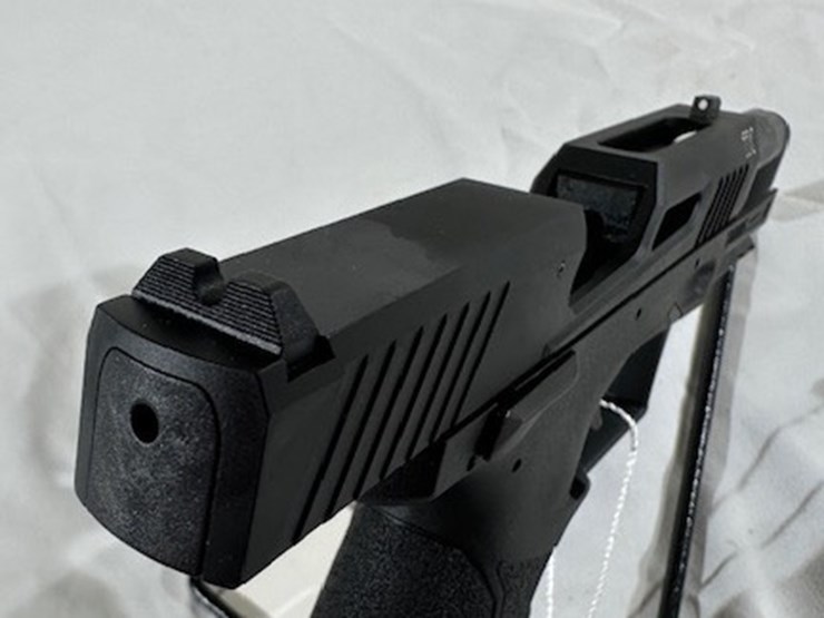 #2025-00060-•-taurus-tx-pistol-image-39