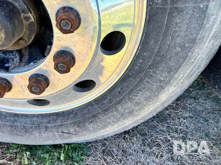 2007-kenworth-t800-image-22