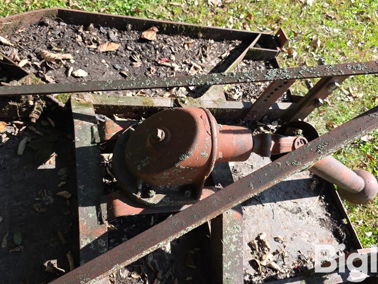 bush-hog-305-image-13