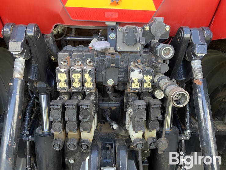 2010-case-ih-magnum-225-cvt-image-11