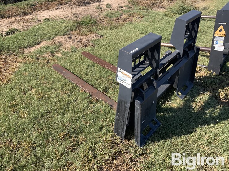 jenkins-skid-steer-pallet-fork-image-7