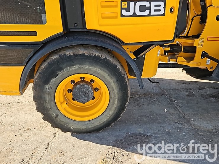 2023-jcb-407-image-8