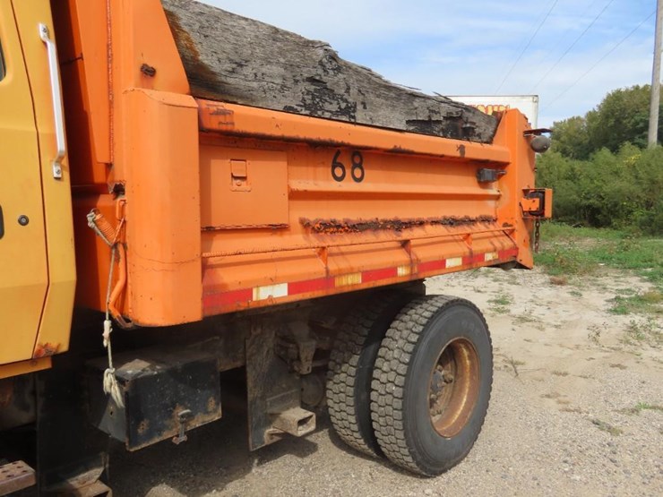 1996-ford-l9000-image-8