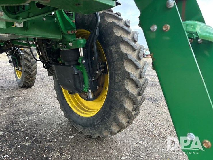 2018-john-deere-r4045-image-36