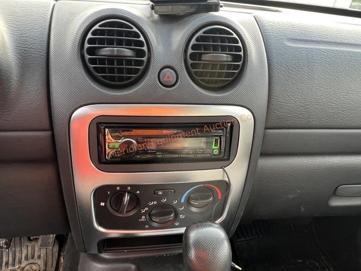 2003-jeep-liberty-image-29